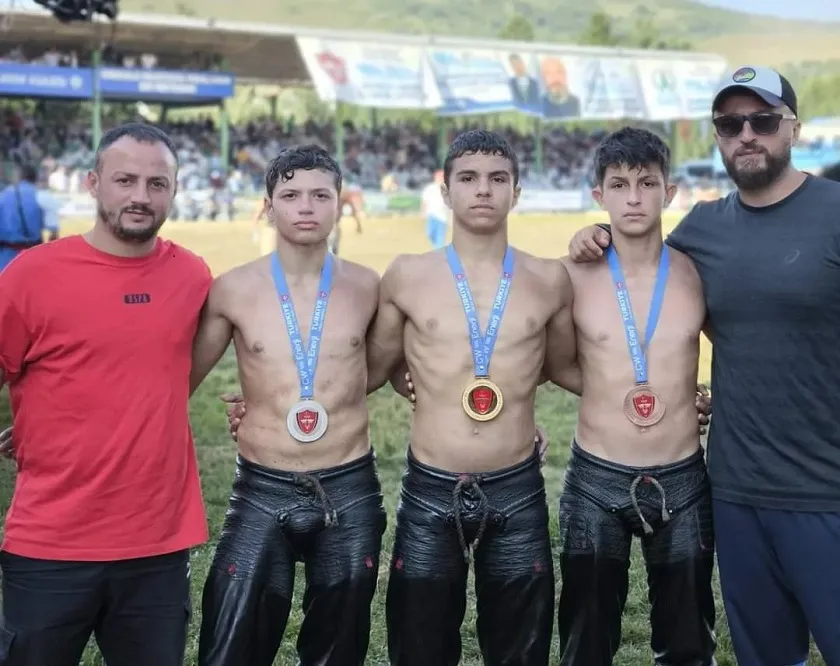 İlkadım’lı sporcular göz dolduruyor