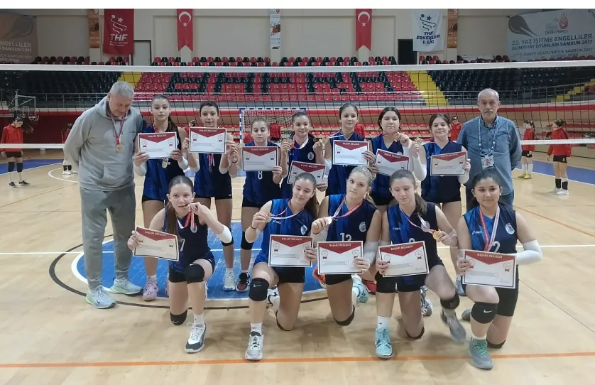 Okul Sporları Voleybol Yıldızlar Grup Müsabakaları Sona Erdi