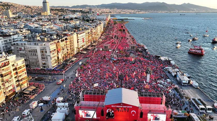 Başkan Tugay: Türkiye kaybettiği her şeyi tekrar geri kazanacak
